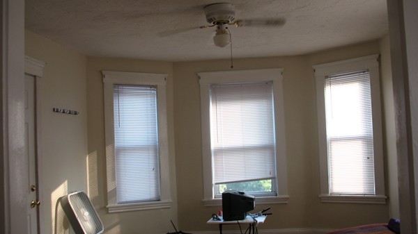 52 Graham Street Quincy, MA 02169 - Photo 3 of 6