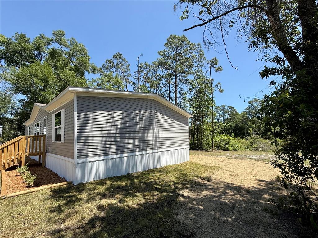 43740 Sunset Drive Paisley, FL 32767 - Photo 1 of 34