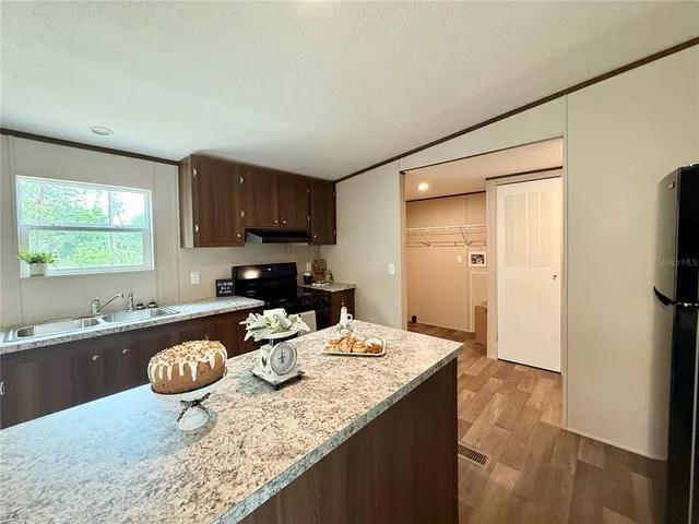 $249,500 | 43740 Sunset Drive, Paisley, FL 32767