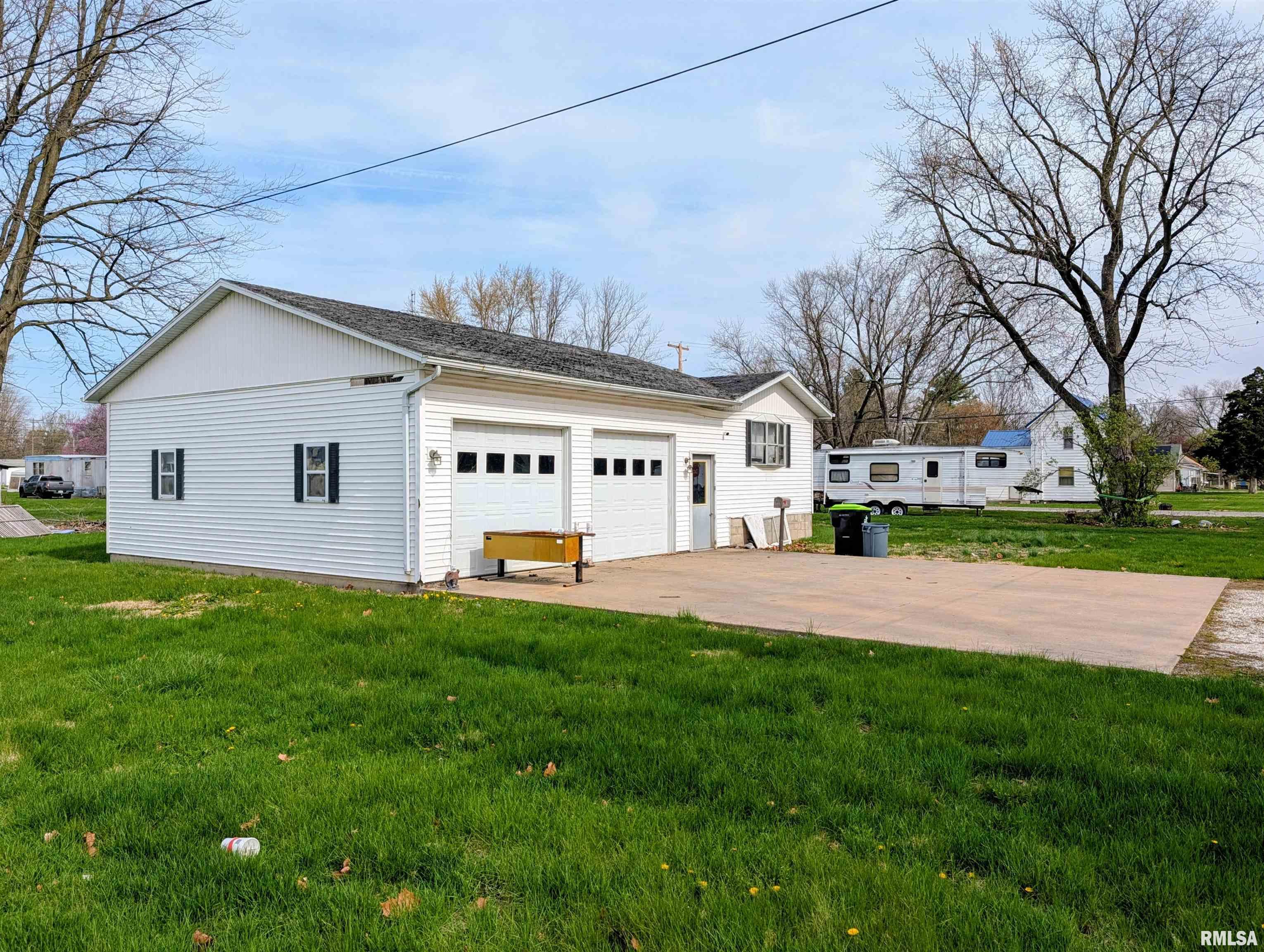 565 Harrison Street Bushnell, IL 61422 - Photo 4 of 5