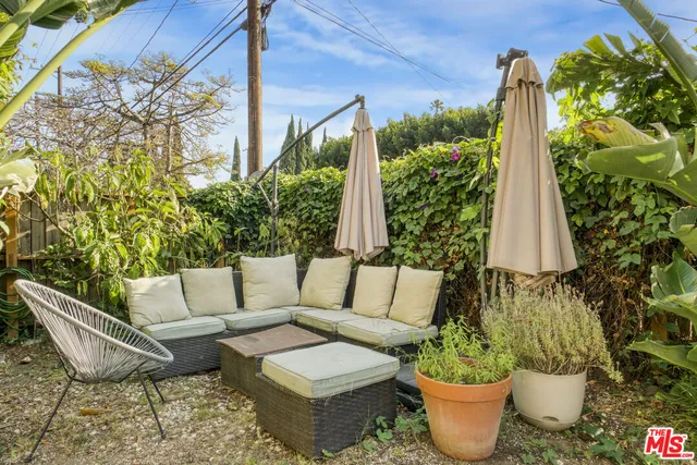 $1,595,000 | 2420 North Beachwood Drive, Los Angeles, CA 90068