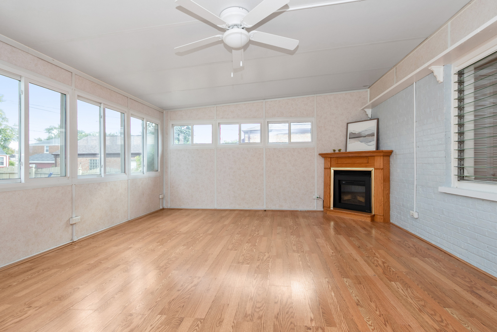 10041 South St Louis Avenue Evergreen Park, IL 60805 - Photo 10 of 34