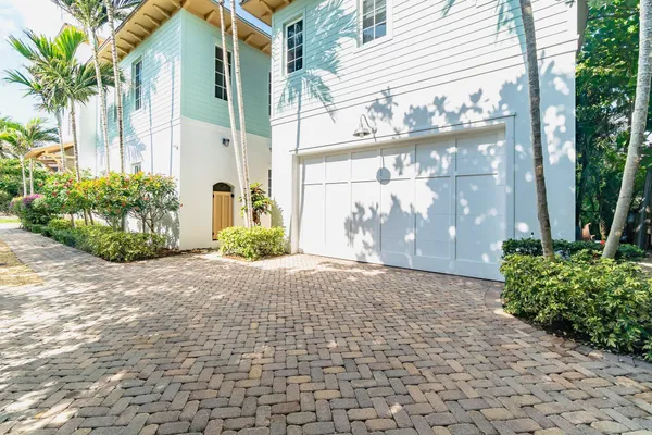 $20,000 | 1127 Miramar Drive, Delray Beach, FL 33483