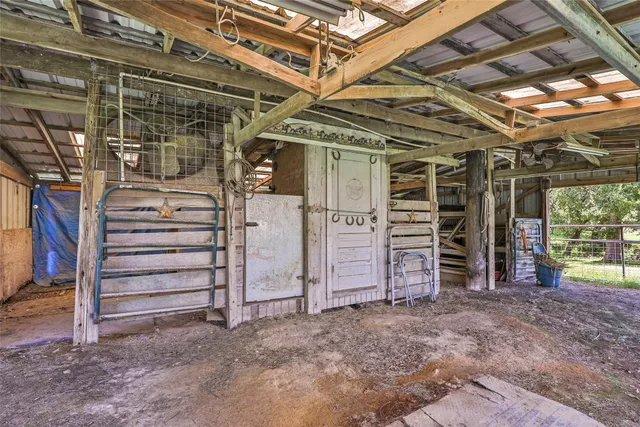 a view of a house with a big yard