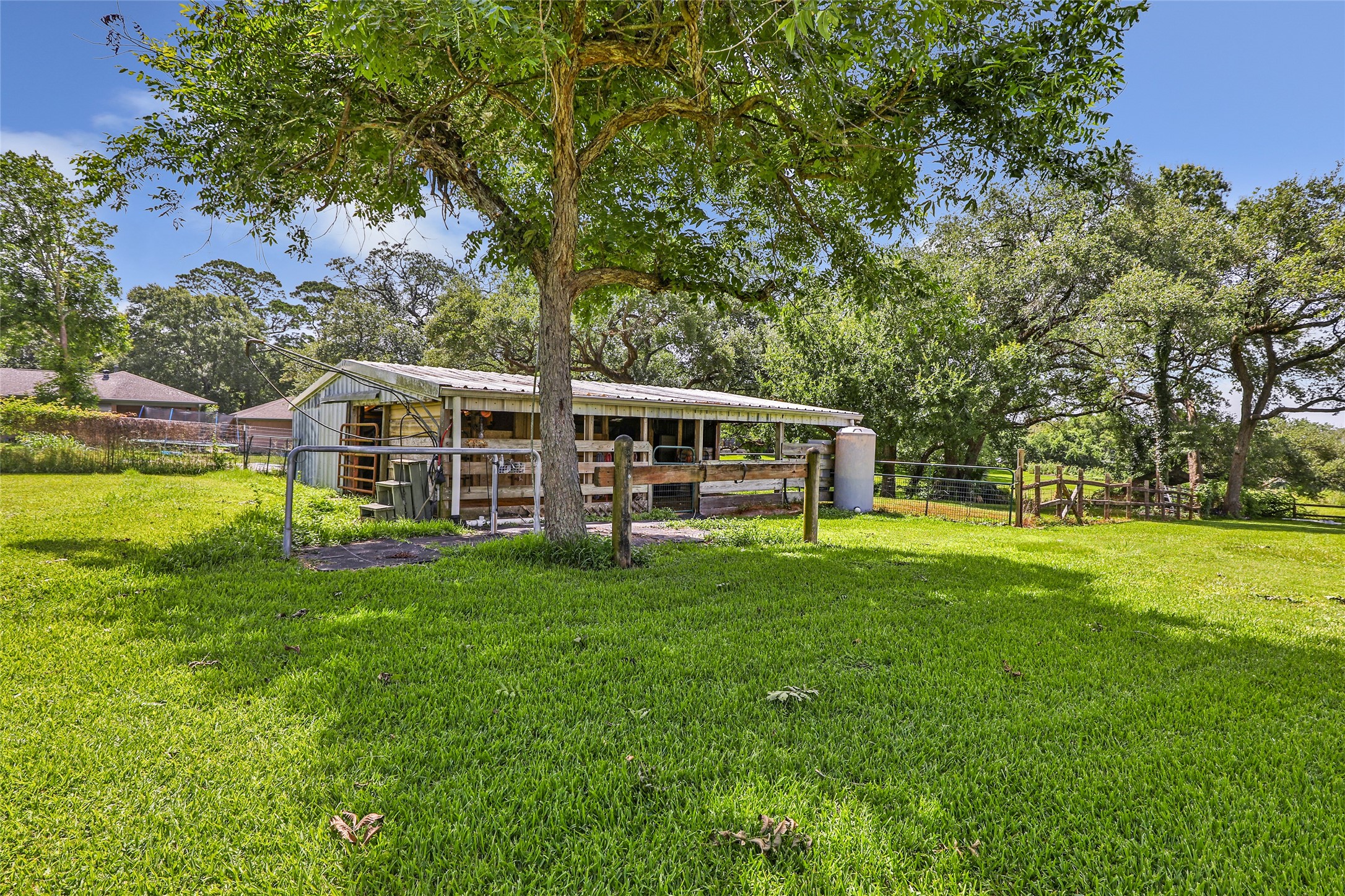 111 South 8th Street Highlands, TX 77562 - Photo 43 of 50 a view of a house with a big yard