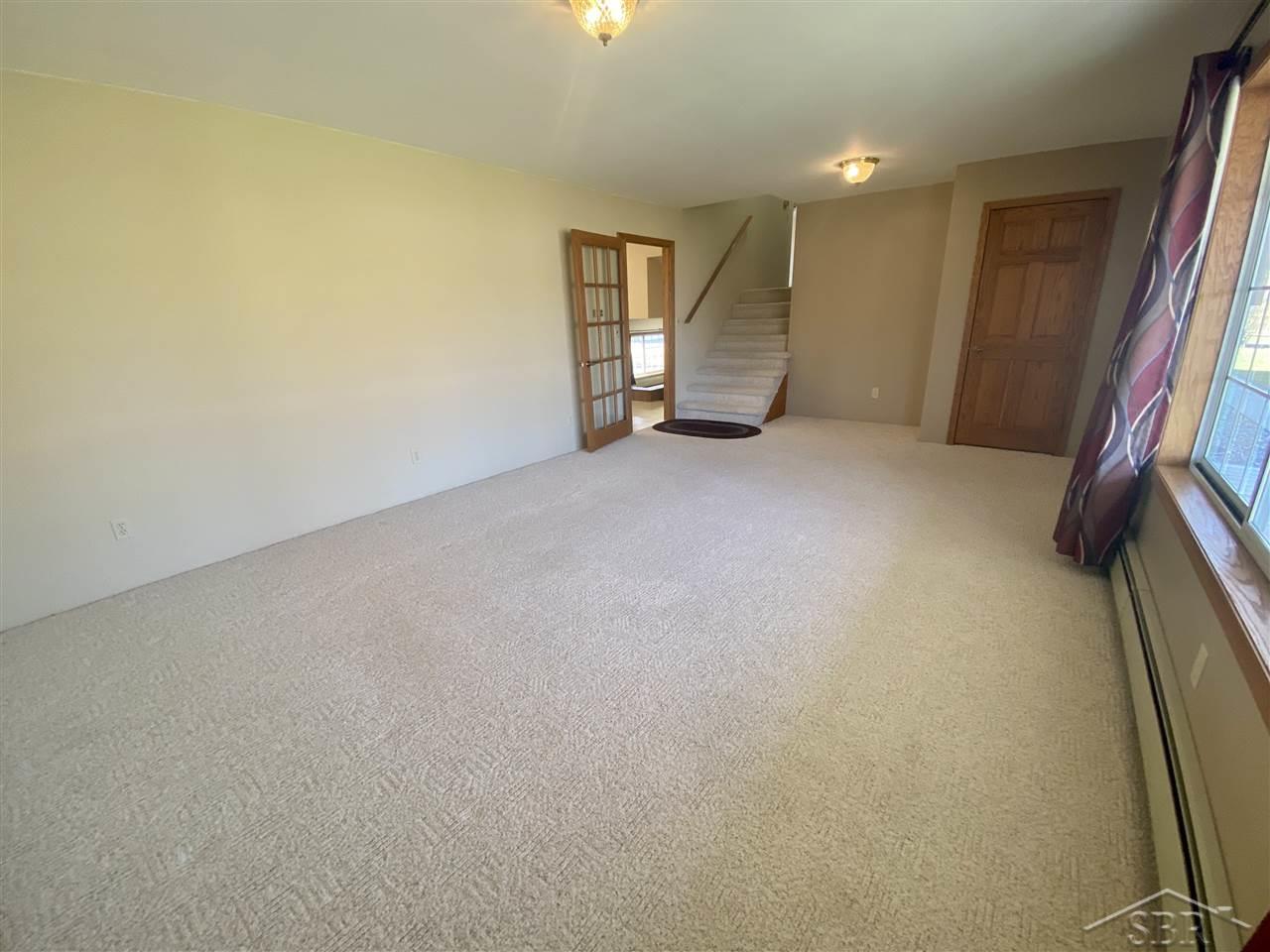 1605 North Miller Road Saginaw, MI 48609 - Photo 6 of 41 50036754-5.JPG