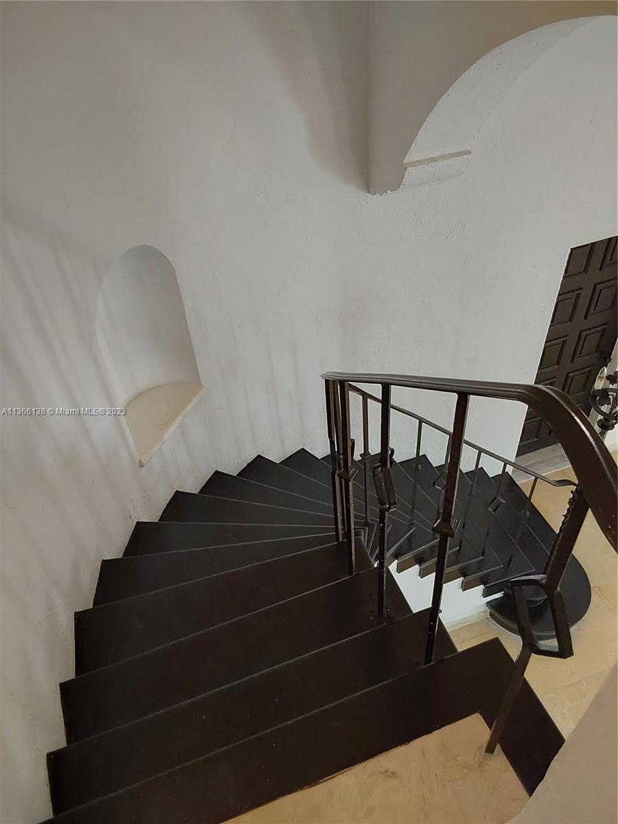 La Gorce Miami Beach, FL 33140 - Photo 8 of 33 a view of entryway