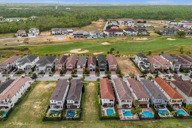 $185,000 | 1109 Castle Pines Court, Reunion, FL 34747