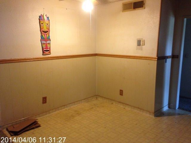 241 Maple Court Madera, CA 93637 - Photo 3 of 10 Gallery Image 3
