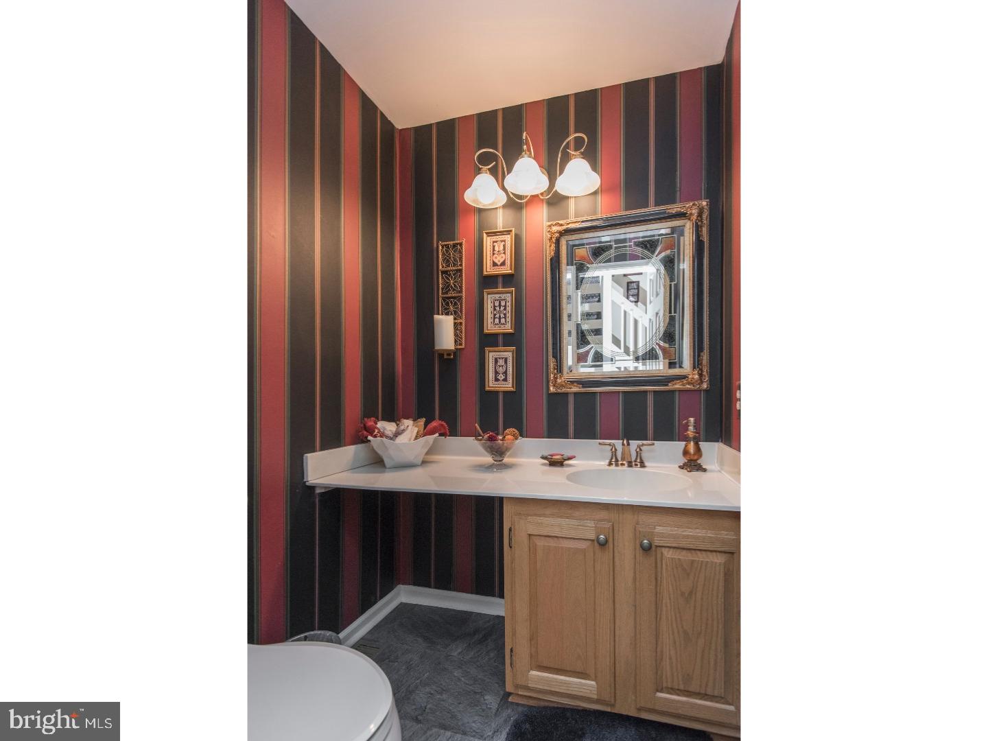 26 Stirling Court Wayne, PA 19087 - Photo 11 of 24 Gallery Image 11
