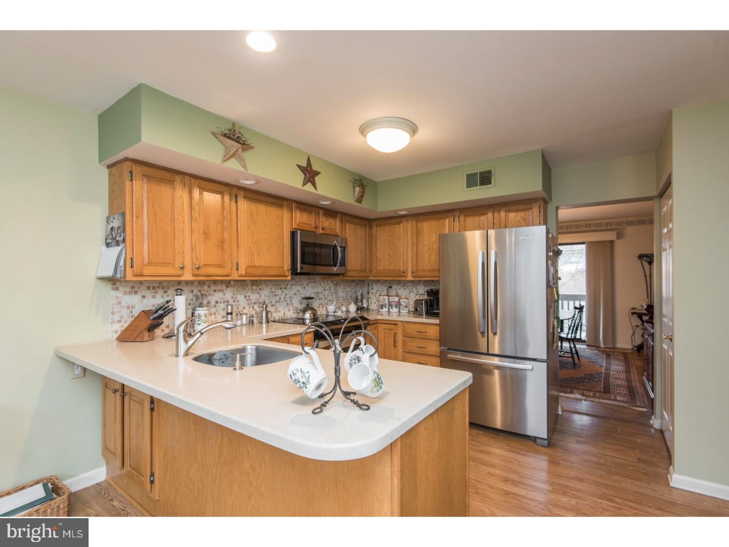 26 Stirling Court Wayne, PA 19087 - Photo 6 of 24 Gallery Image 6