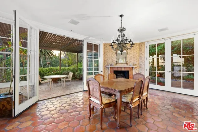 $5,750,000 | 1114 Schuyler Road, Beverly Hills, CA 90210