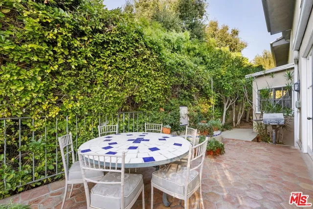 $5,750,000 | 1114 Schuyler Road, Beverly Hills, CA 90210