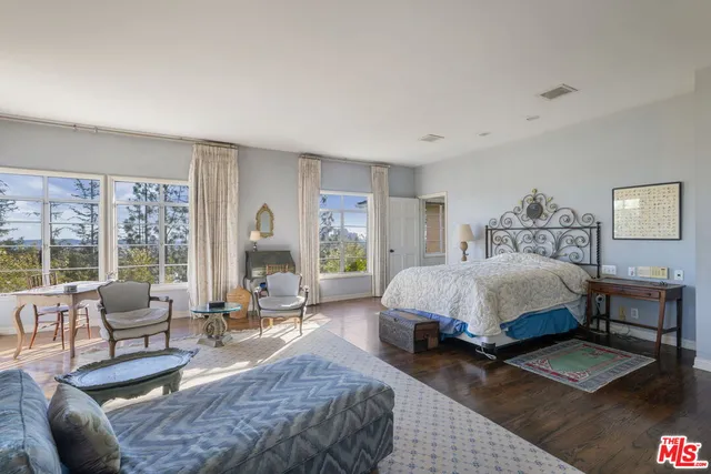 $5,750,000 | 1114 Schuyler Road, Beverly Hills, CA 90210