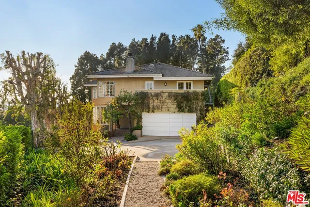 $5,750,000 | 1114 Schuyler Road, Beverly Hills, CA 90210