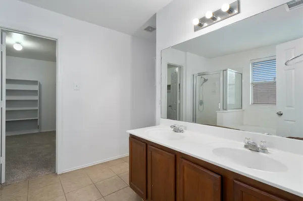 $1,995 | 2277 Green Meadows Lane, Buda, TX 78610