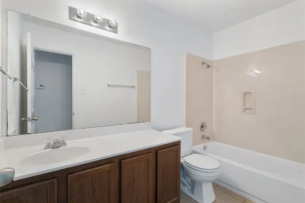 $1,995 | 2277 Green Meadows Lane, Buda, TX 78610