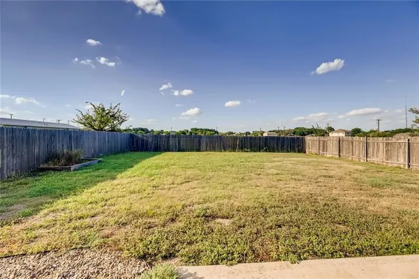 $1,995 | 2277 Green Meadows Lane, Buda, TX 78610