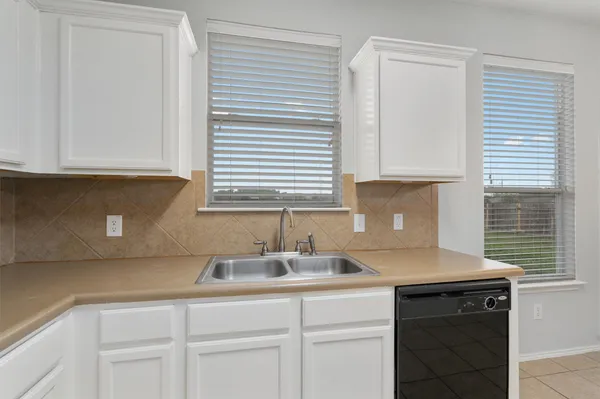 $1,995 | 2277 Green Meadows Lane, Buda, TX 78610