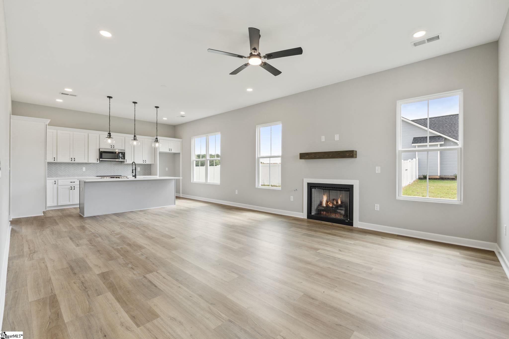 2741 Friendship Church Road Gray Court, SC 29645 - Photo 3 of 28