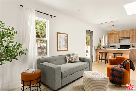 $1,499,000 | 3143 Larga Avenue, Los Angeles, CA 90039