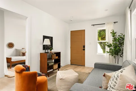 $1,499,000 | 3143 Larga Avenue, Los Angeles, CA 90039