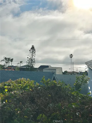 $3,800 | 274 Center Street, Laguna Beach, CA 92651