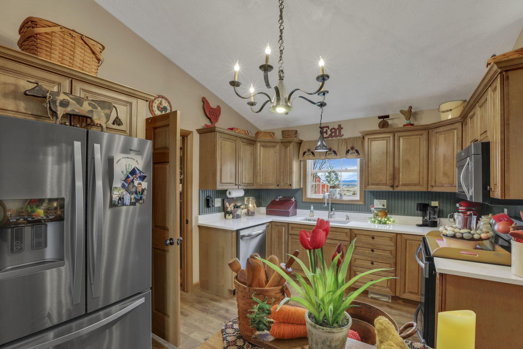 2057 Fout Road, Unit 3 Frankfort, OH 45628 - Photo 8 of 55 17-web-or-mls-IMG_9784