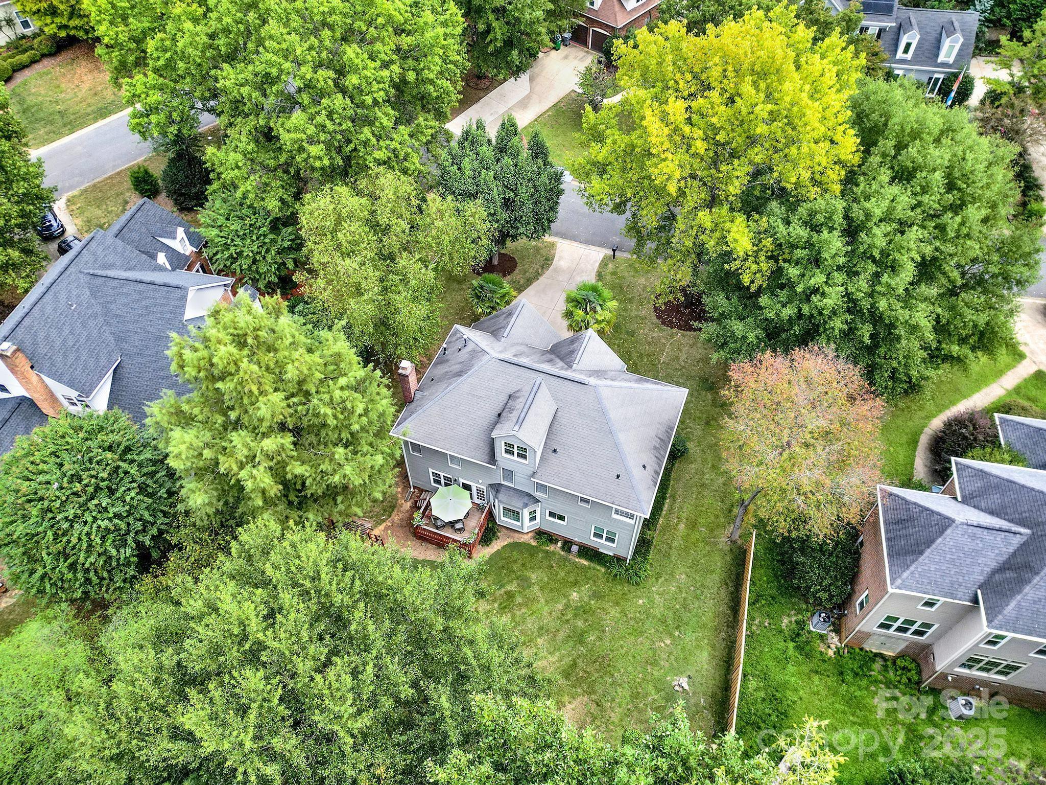 5921 Mallard Grove Road Charlotte, NC 28269 - Photo 2 of 44