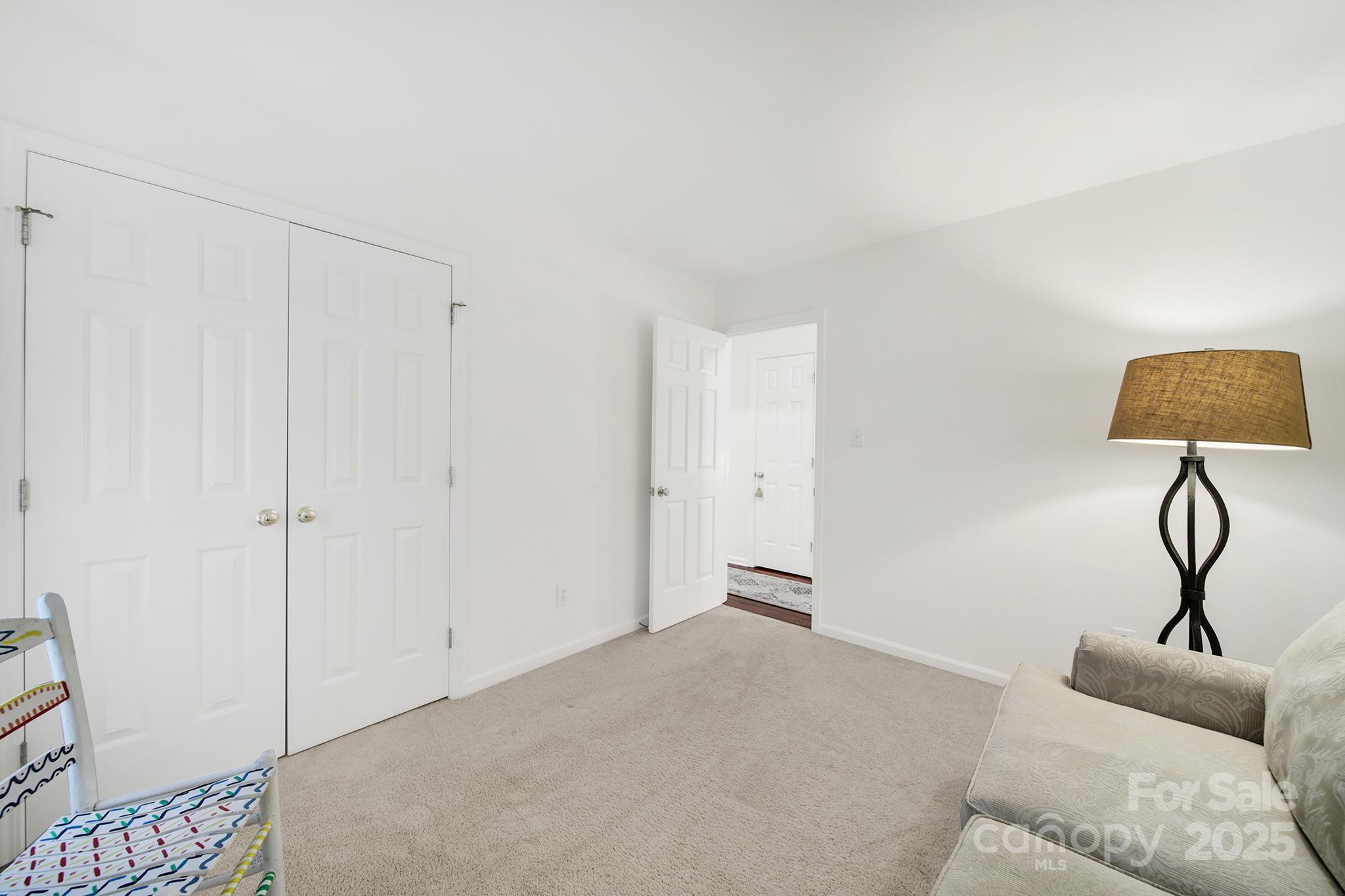 5921 Mallard Grove Road Charlotte, NC 28269 - Photo 28 of 44