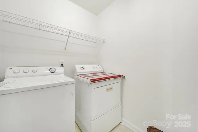 $525,000 | 5921 Mallard Grove Road, Charlotte, NC 28269