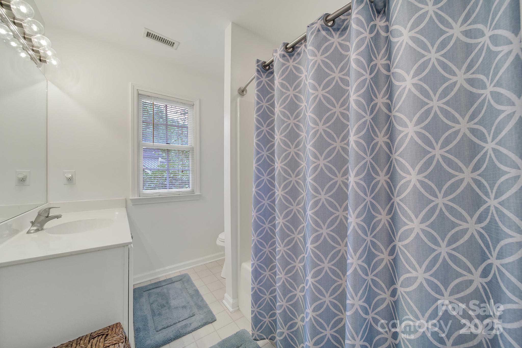 5921 Mallard Grove Road Charlotte, NC 28269 - Photo 32 of 44