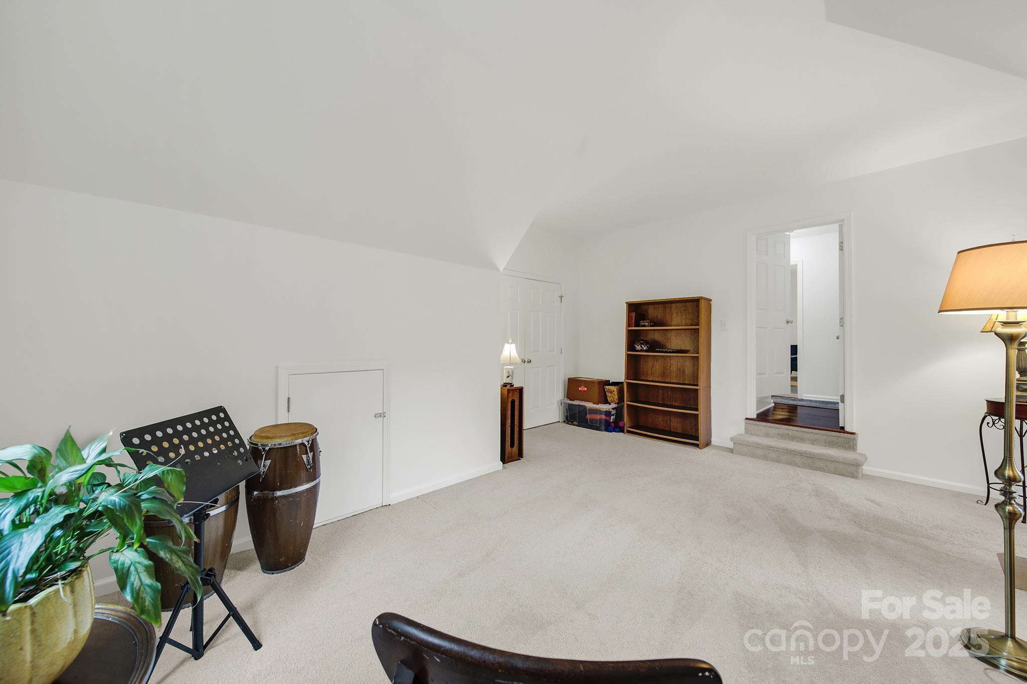 5921 Mallard Grove Road Charlotte, NC 28269 - Photo 35 of 44