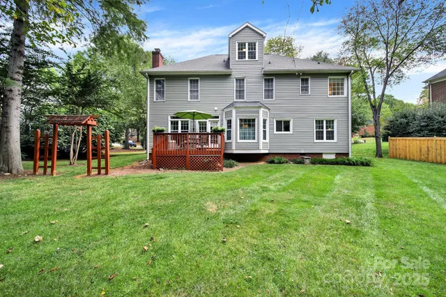 $525,000 | 5921 Mallard Grove Road, Charlotte, NC 28269