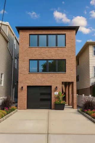 $1,395,000 | 29 West 9th Street, Bayonne, NJ 07002