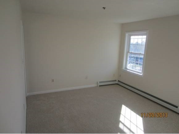 9 Riviera Road, Unit 9 Hudson, NH 03051 - Photo 10 of 21 Gallery Image 10
