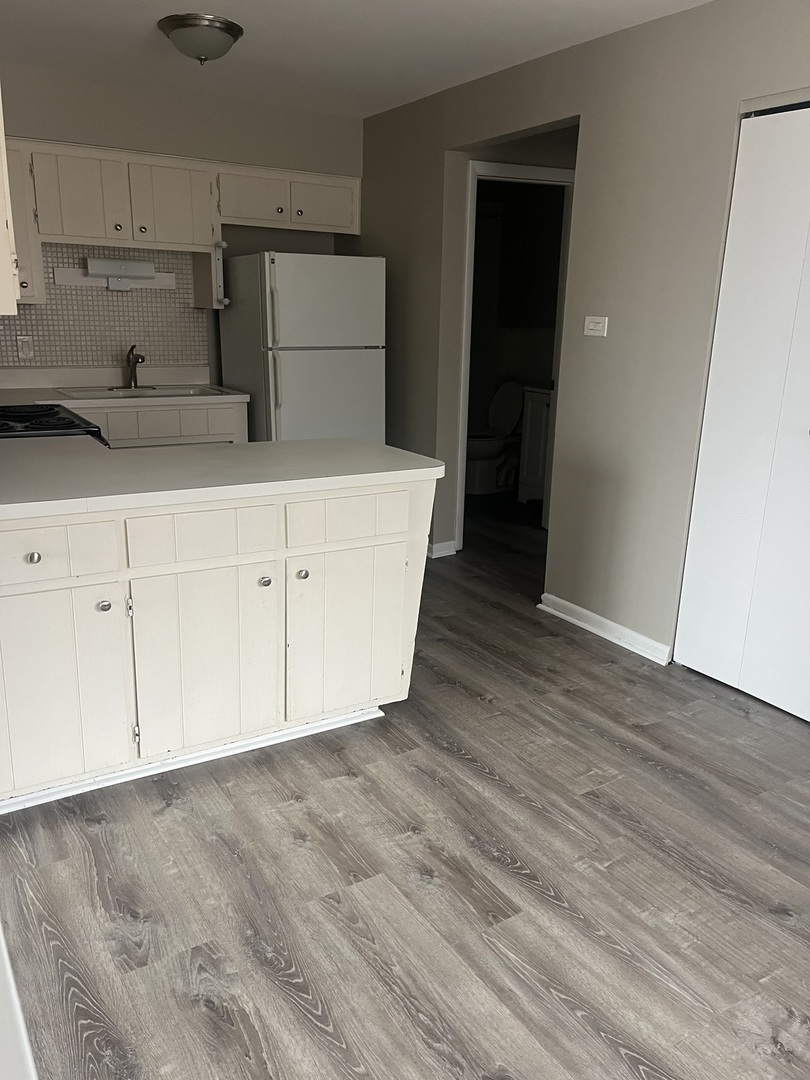 6045 Marshall Avenue, Unit 3W Chicago Ridge, IL 60415 - Photo 5 of 9