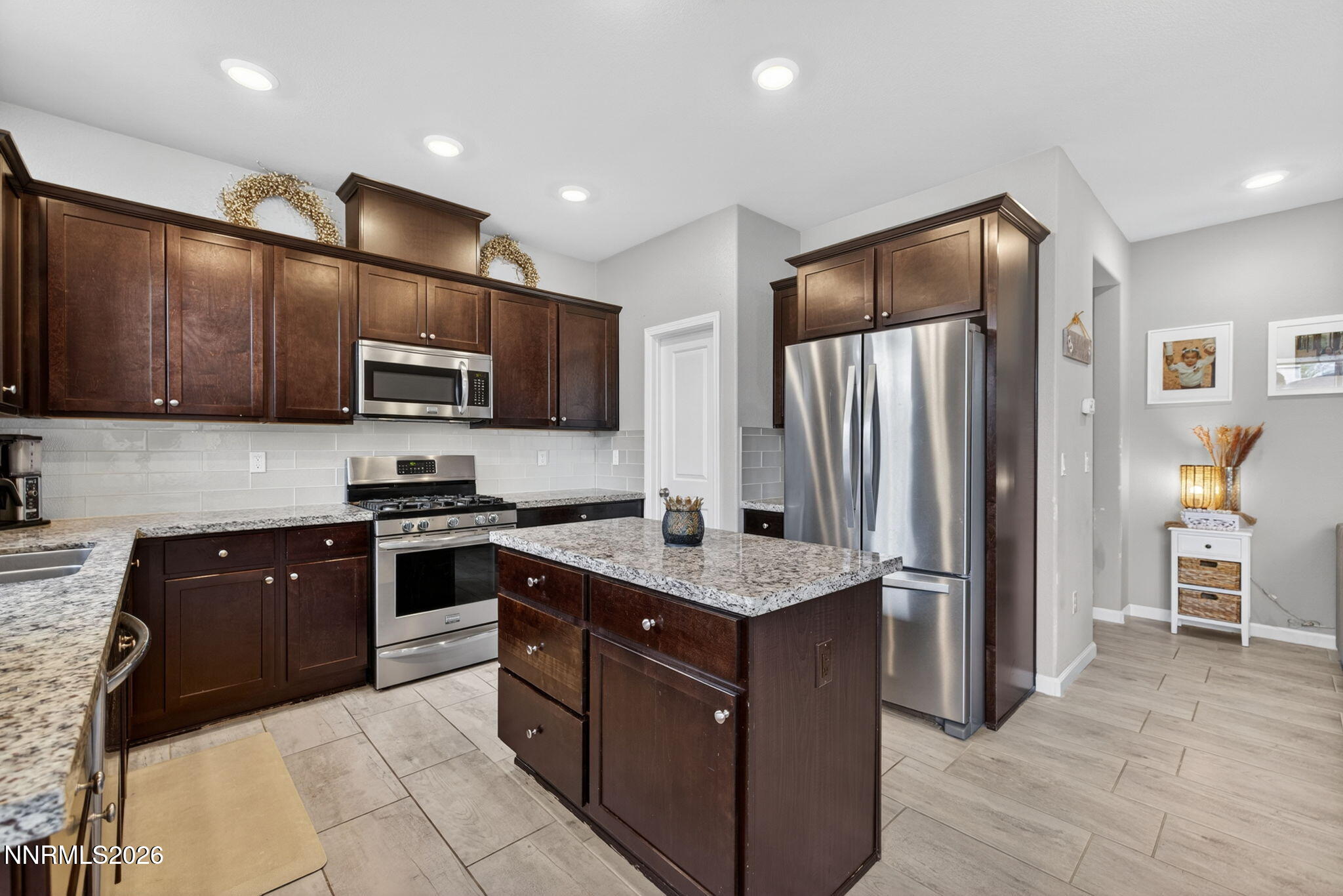 775 Sarcinella Court Reno, NV 89509 - Photo 11 of 34 14-web-or-mls-775 Sarcinella-51
