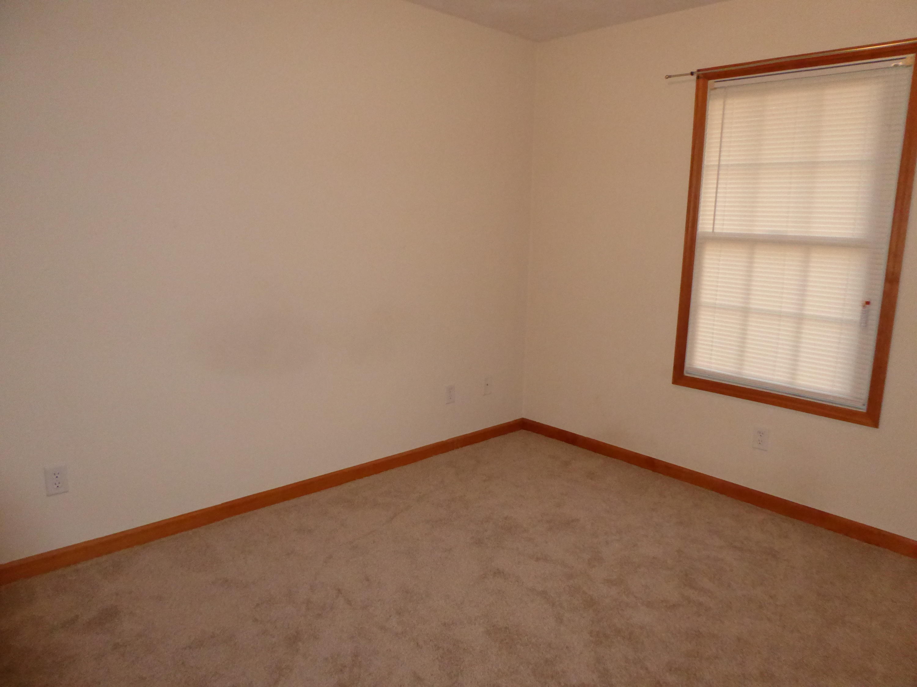 3062 Saunders Road Vinton, VA 24179 - Photo 17 of 40 an empty room with a window