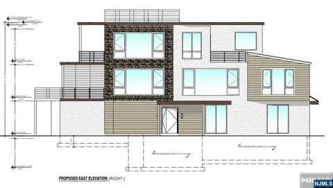 $999,000 | 5 Vista Lane, Edgewater, NJ 07020