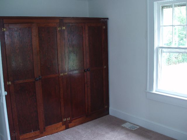 8 Verner Springs Road Greenville, SC 29609 - Photo 4 of 8 Gallery Image 4