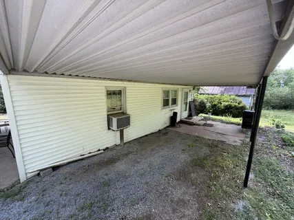 $189,900 | 970 Yellow Creek Road, Dickson, TN 37055