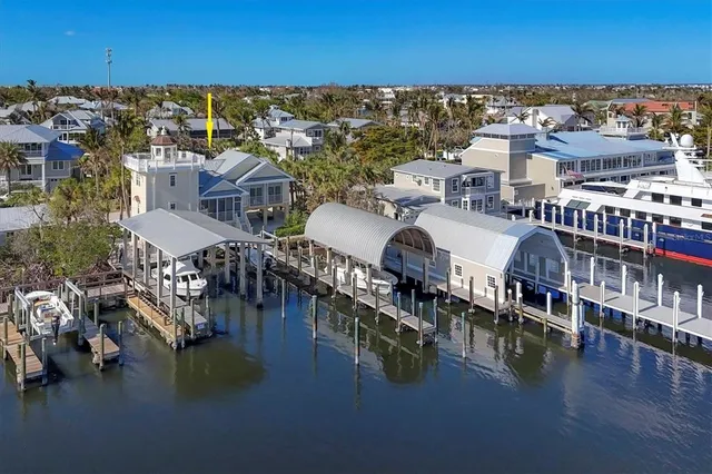 $7,295,000 | 208 Harbor Drive, Boca Grande, FL 33921
