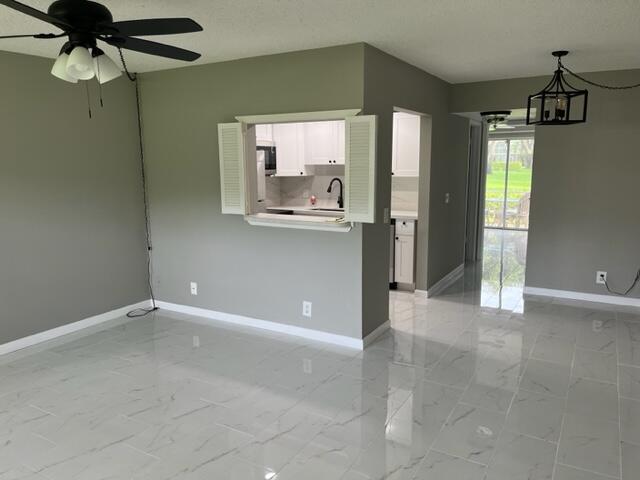 175 Dorset East Boca Raton, FL 33434 - Photo 5 of 12 Dining area