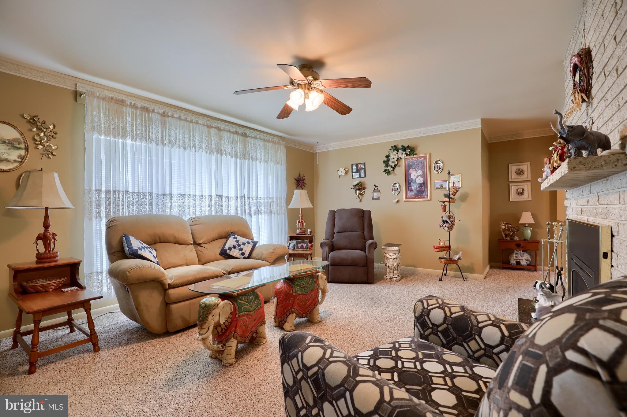 2365 Sycamore Road York, PA 17408 - Photo 5 of 36