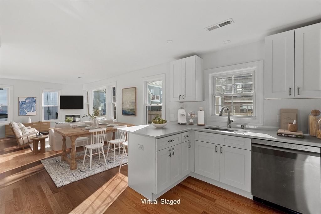 55 Mansfield Street Gloucester, MA 01930 - Photo 14 of 30