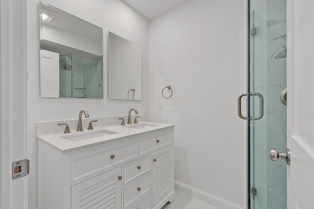 55 Mansfield Street Gloucester, MA 01930 - Photo 19 of 30