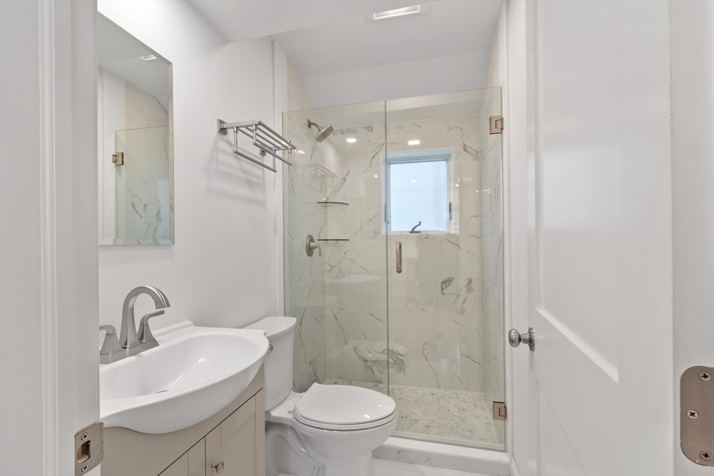 55 Mansfield Street Gloucester, MA 01930 - Photo 23 of 30