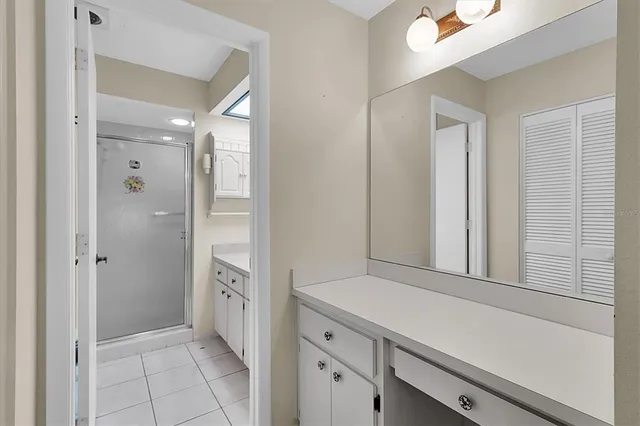 a view of walk in closet