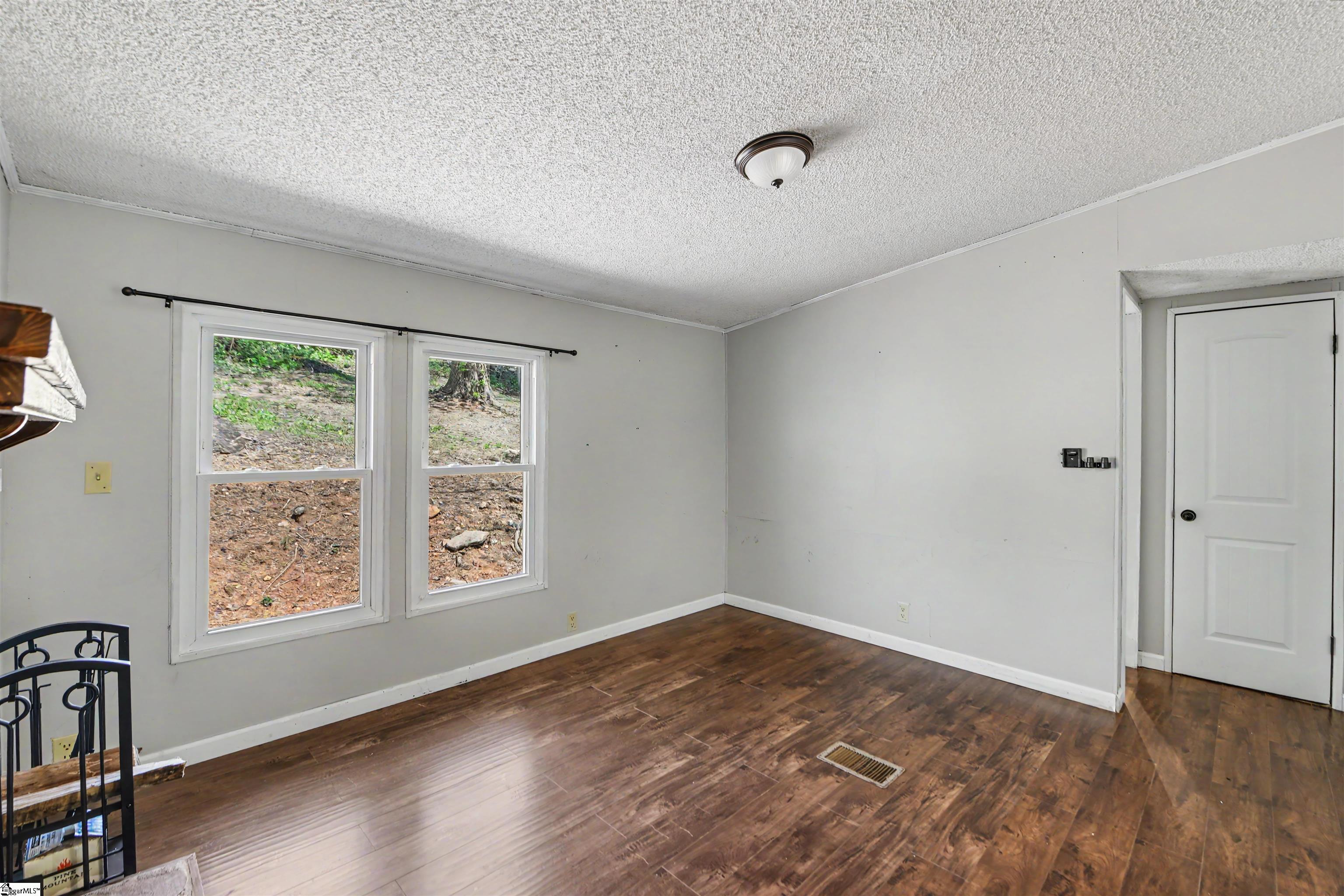 412 Bushy Creek Road Woodruff, SC 29388 - Photo 14 of 35